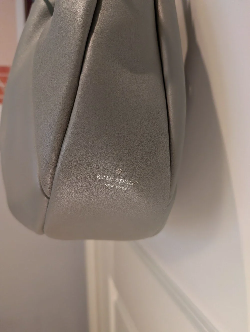 Kate Spade Pinch Shoulder Bag in Oyster Shell
